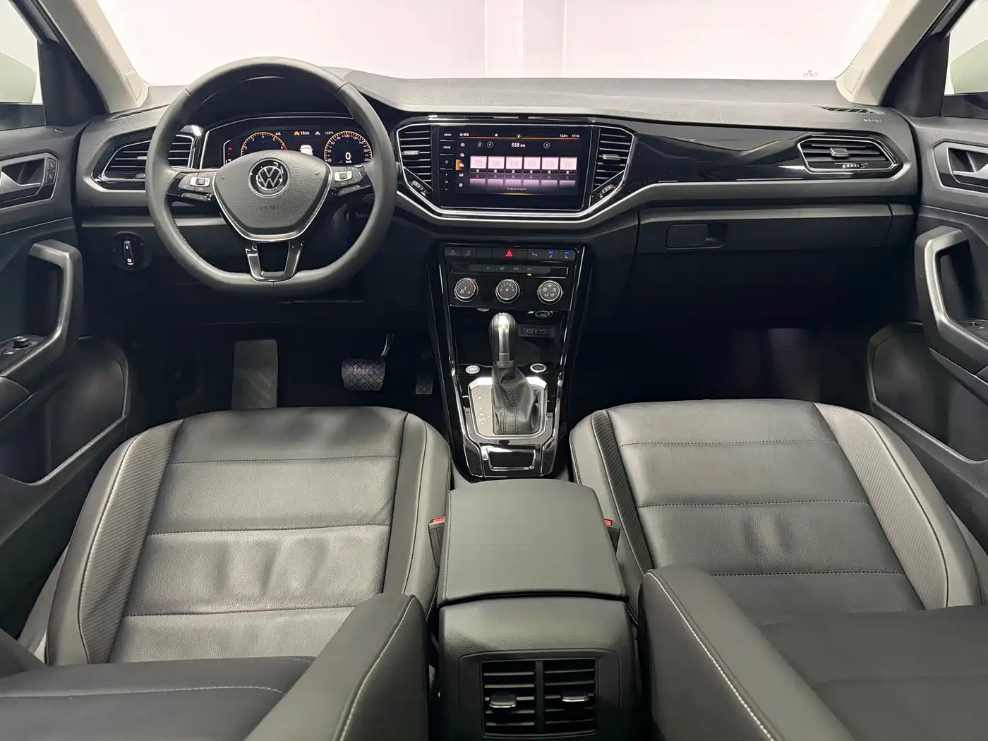 VOLKSWAGEN T ROC EXPLORING SONGS