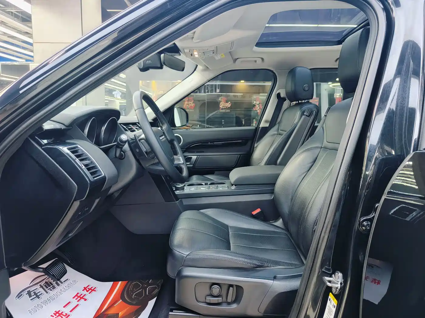 Land Rover Discovery 2019 3.0 SC V6 SE фото 7