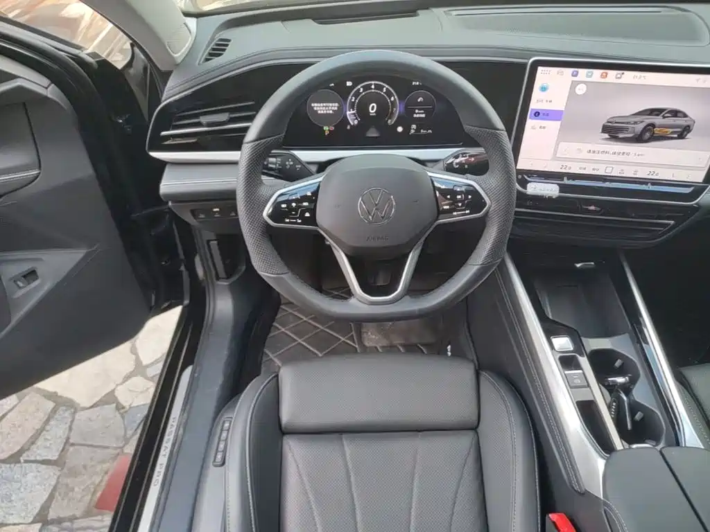 Volkswagen Passat 2025 2025 Pro 380TSI Dragon Glory Edition