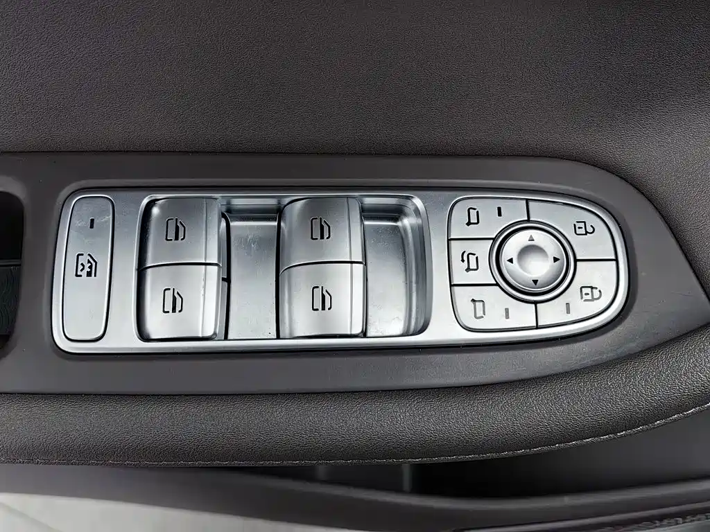 Chery Tiggo 8 PLUS 2024 2024 Champion Edition 290TGDI DCT Haoxiang Version (5-seater)