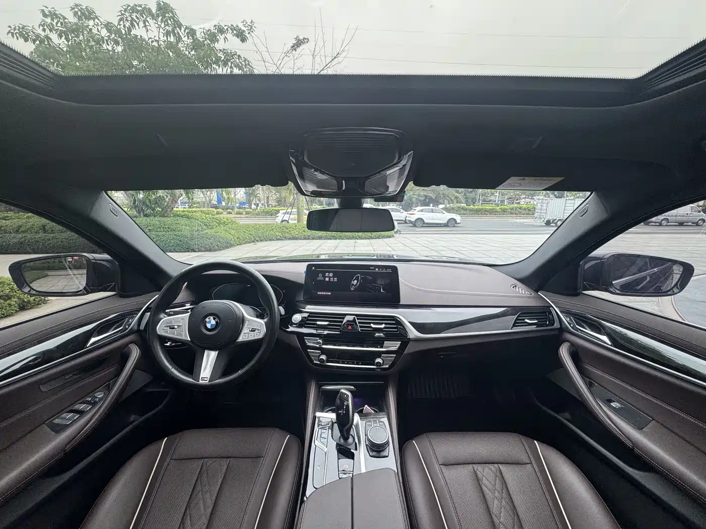 BMW 5 Series 2022 Model Second Facelift 525Li M Sport Package фото 8