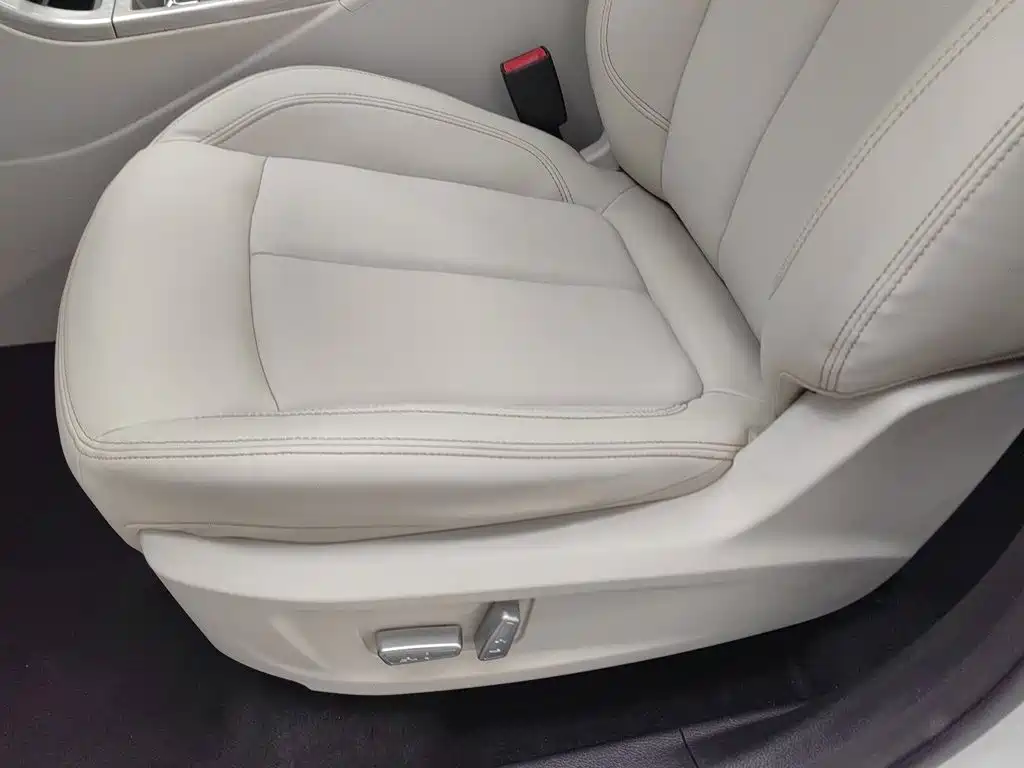 Hanteng Auto Hanteng X5 2017 2018 1.5T CVT Luxury Edition