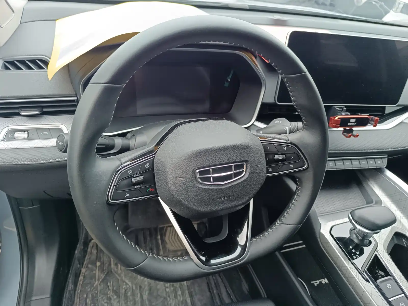 Фото 7 - Geely Preface
