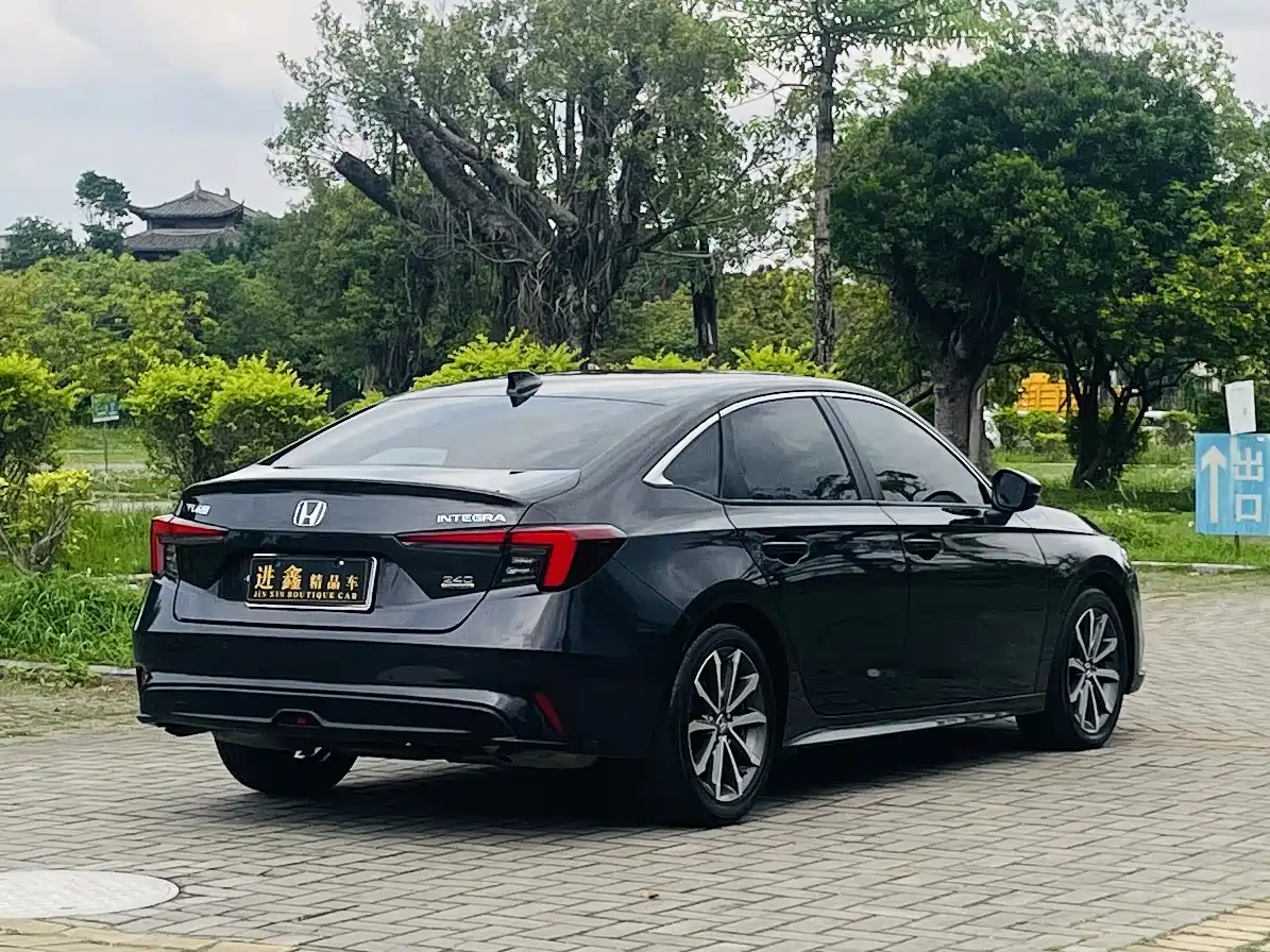 Honda Integra 2024 2023 240TURBO CVT Luxury Edition