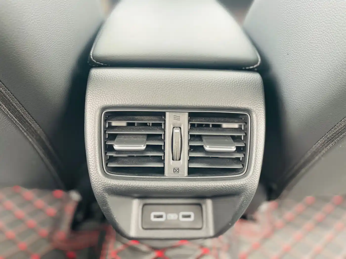 Honda Integra 2024 2023 240TURBO CVT Luxury Edition