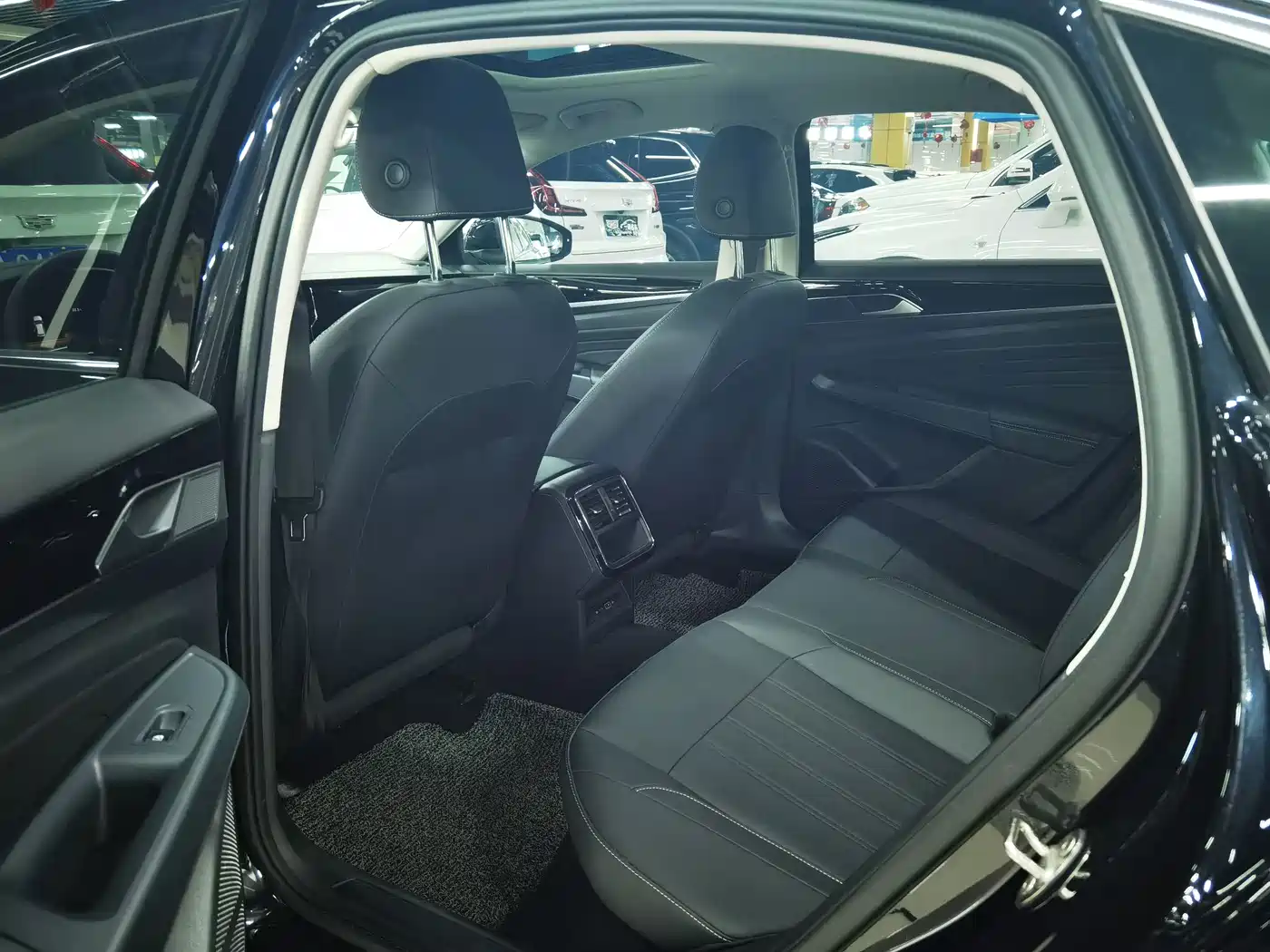 Volkswagen Passat 2025 2025 Outstanding 280TSI Business Edition