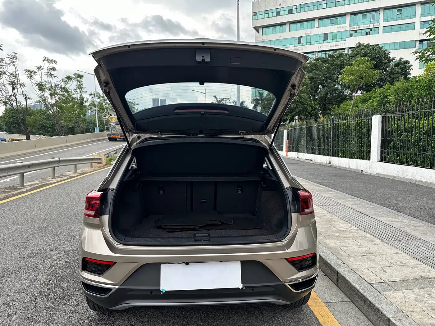 Фото 11 - Volkswagen T-ROC