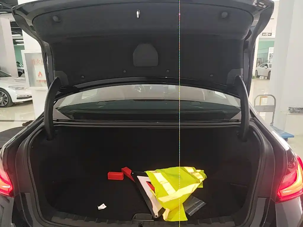 BMW i3 2026 2026 eDrive 35 L