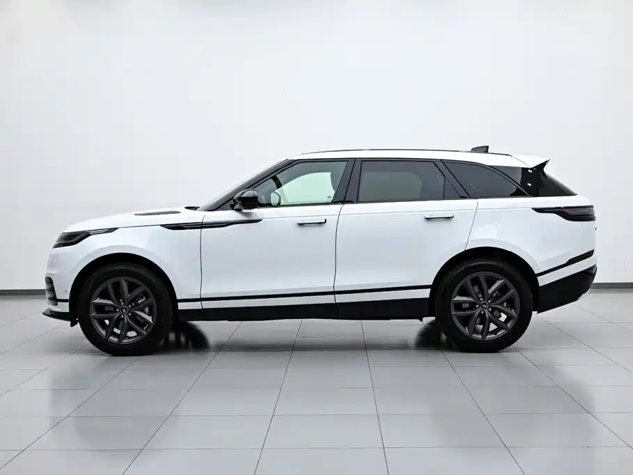 Photo 4 - Land Rover Range Rover Velar