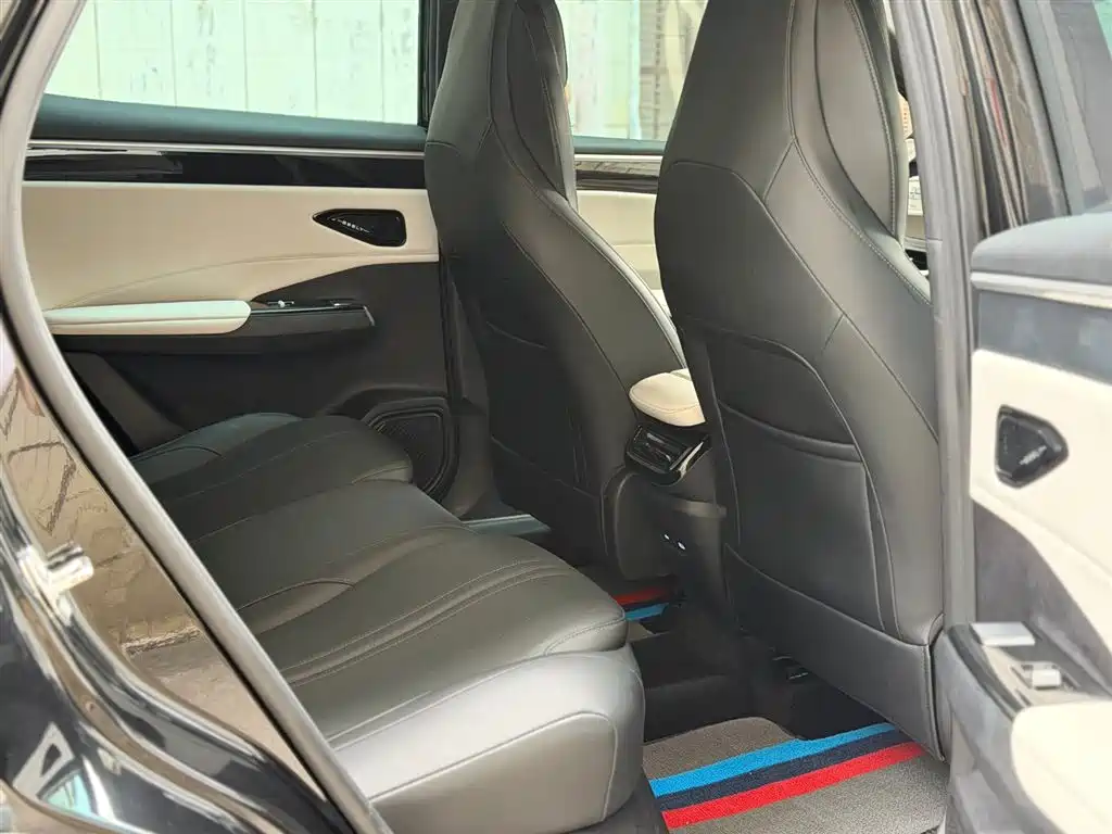 GEELY GALAXY GALAXY L7