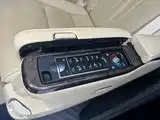 Фото 13 - Toyota Vellfire