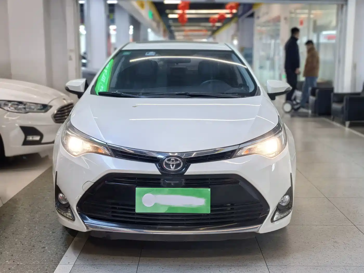 Toyota Levin 2018 185T CVT Premium Edition China V фото 2
