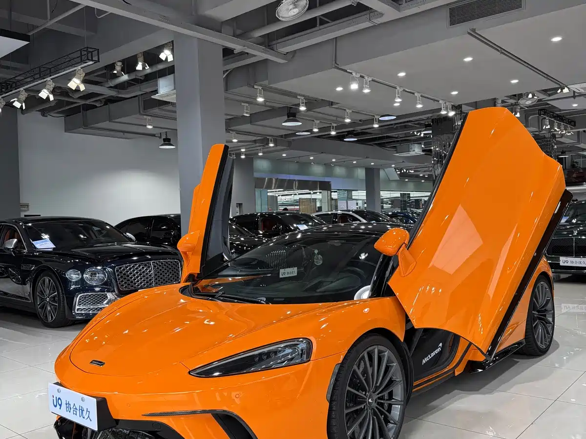McLaren GT 2023 2023 4.0T Standard Model