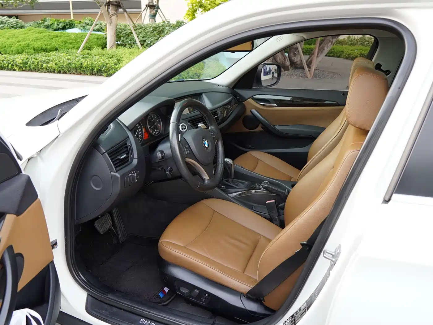 BMW X1 (Import) 2010 2010 xDrive28i