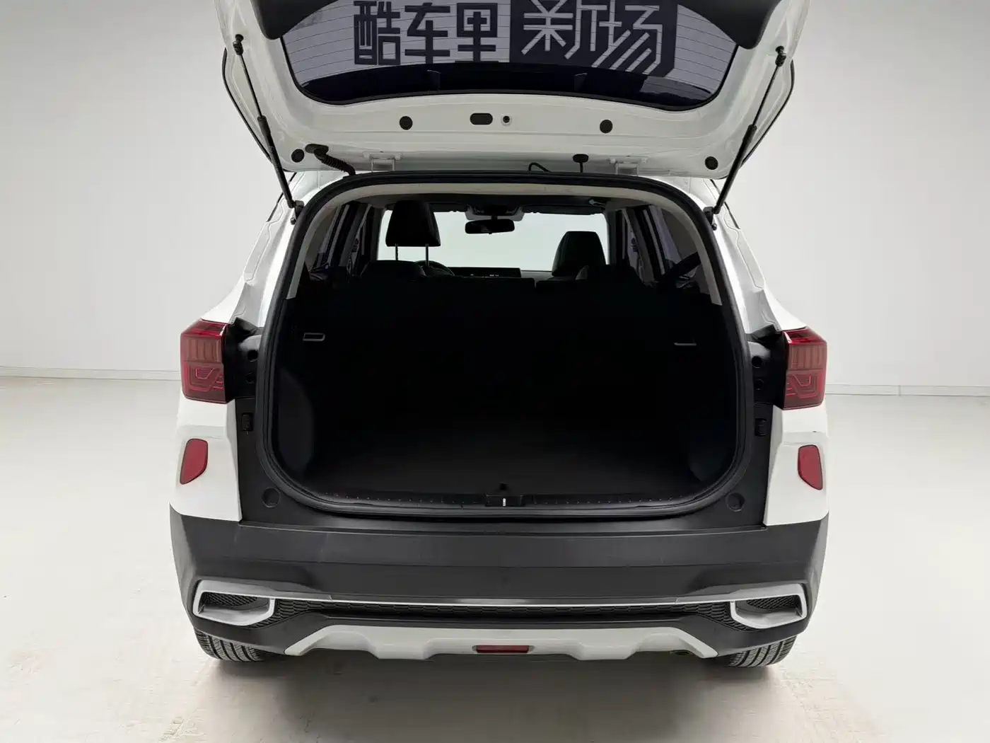 Kia KX3 Smart Run 2021 1.5L CVT Fashion Edition фото 10