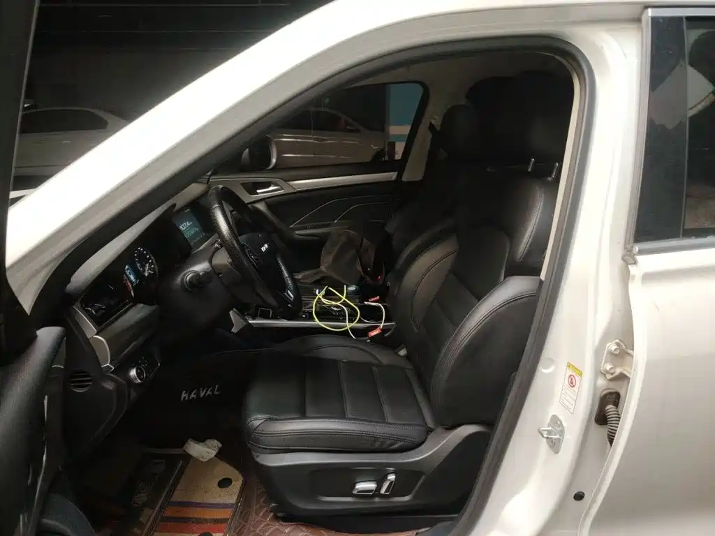 Photo 8 - Haval H7