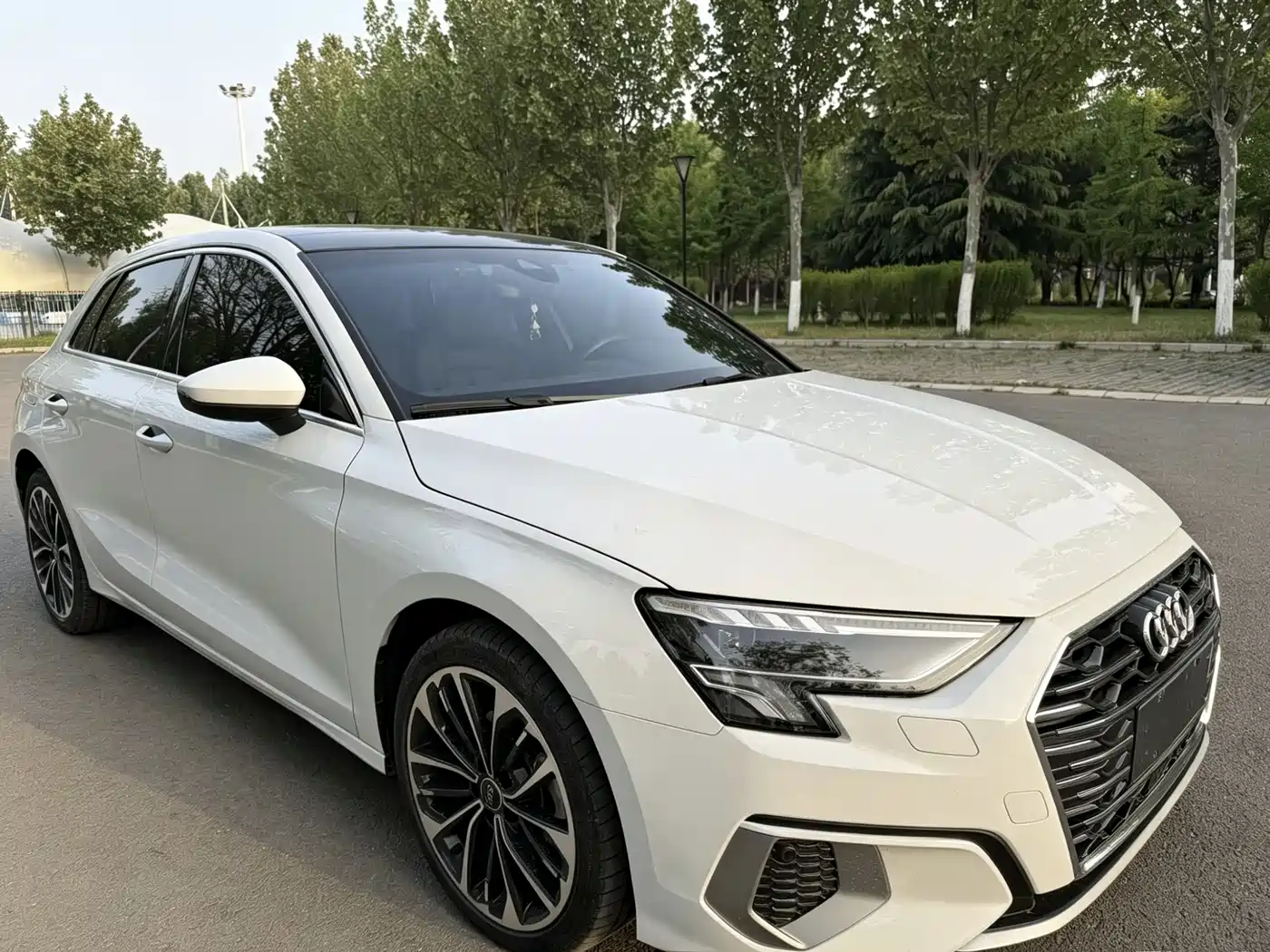 Audi A3 2023 Facelift Sportback 35 TFSI Luxury Elegance фото 4