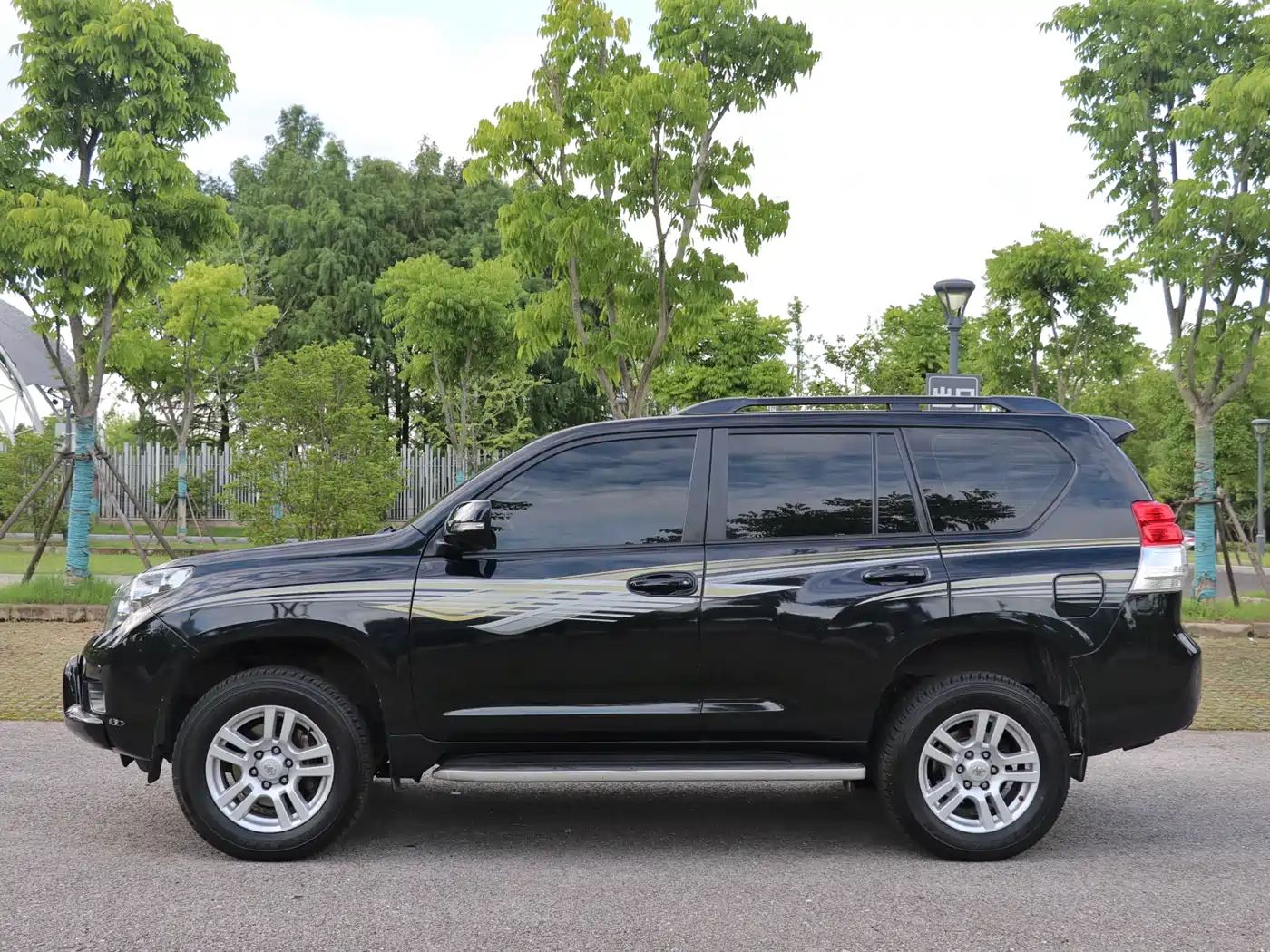 Фото 4 - Toyota Prado
