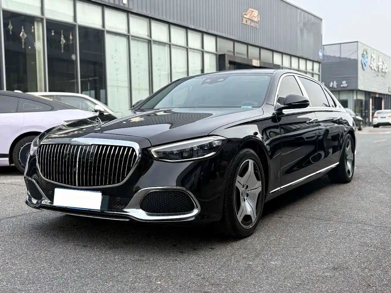 Photo 1 - Mercedes-Benz Maybach S-Class