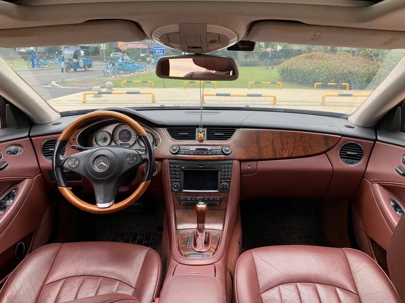 Mercedes-Benz CLS 2009 CLS 350 фото 18
