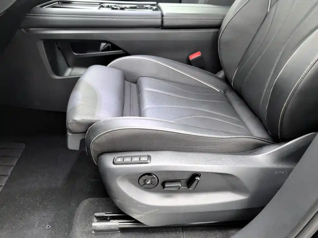 Volkswagen Teramont 2025 2025 Model Teramont Pro 450TSI 4WD Cross Country Edition