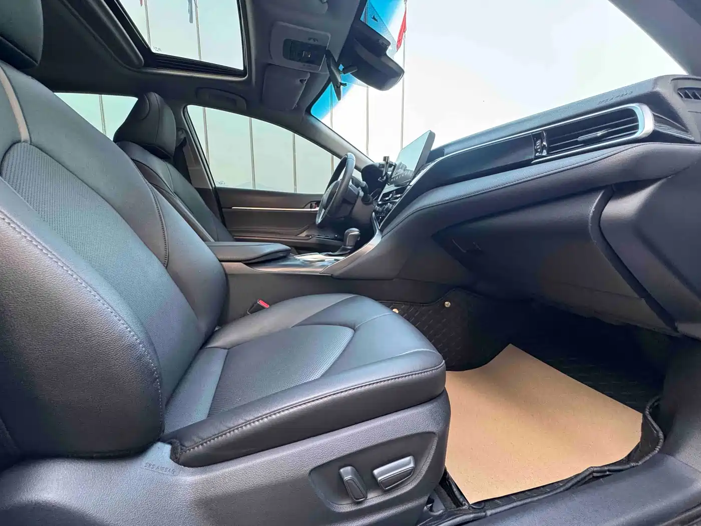 Toyota Camry 2022 2.0GVP Leading Edition фото 5