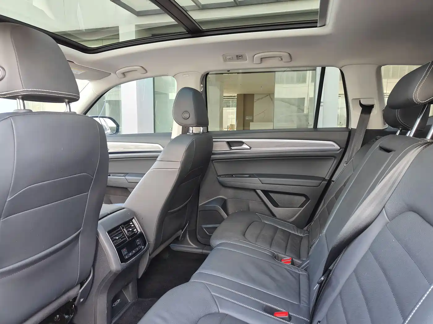 Volkswagen Teramont 2020 380TSI 4WD Luxury Edition China VI фото 10