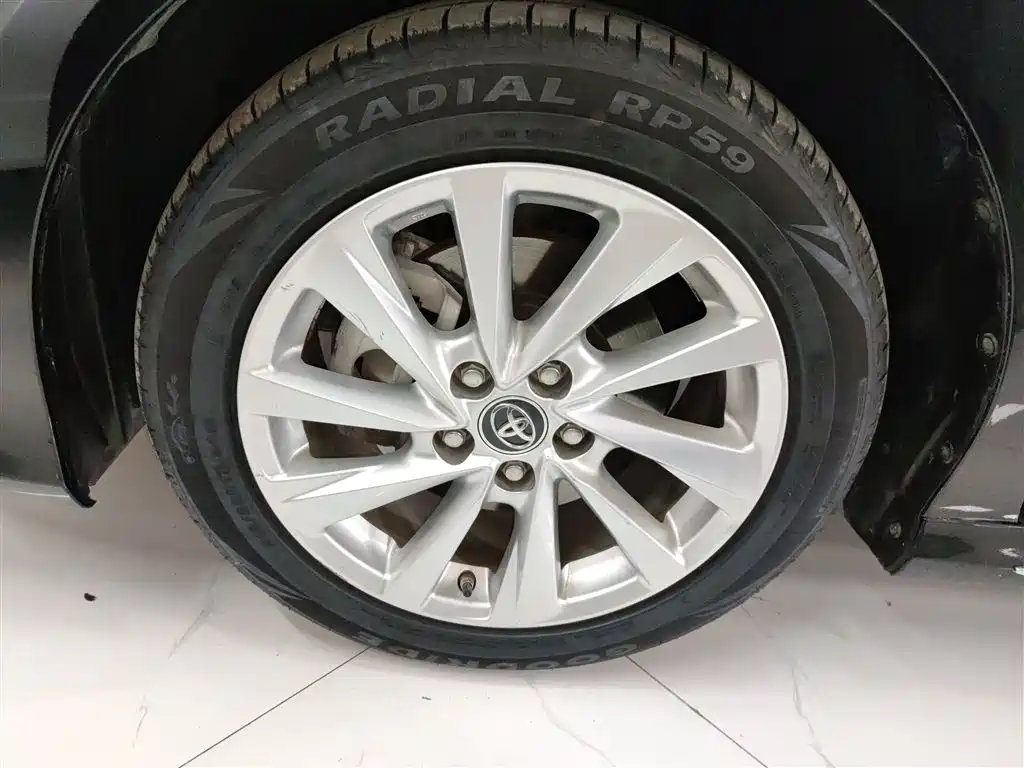 Toyota Camry 2023 2.0G Luxury Edition фото 25