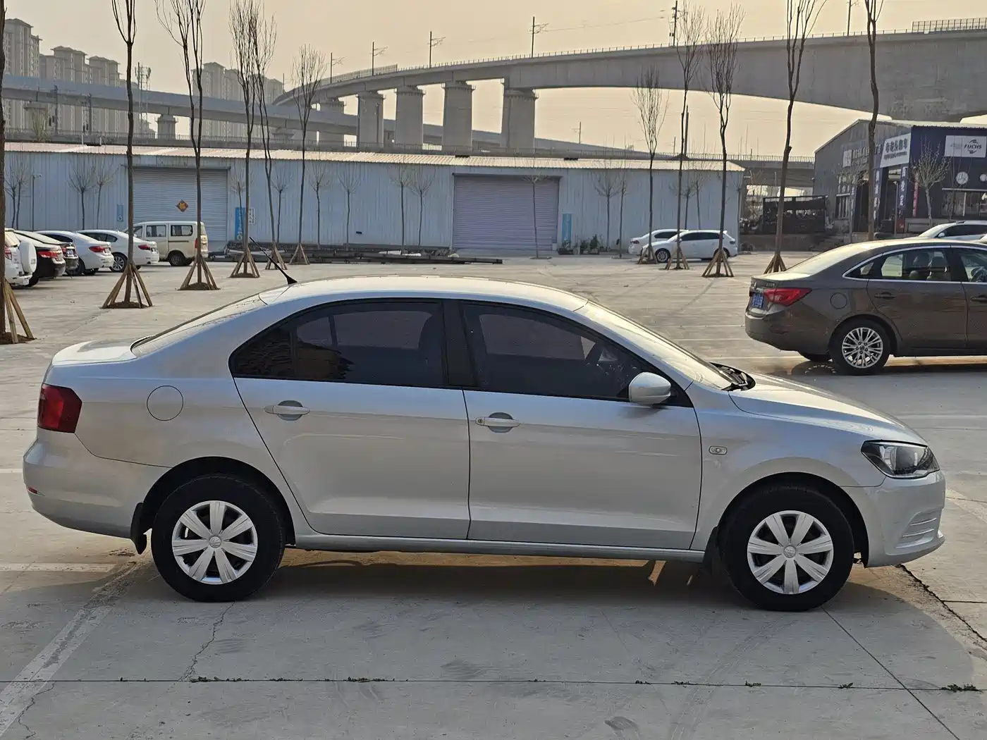 Volkswagen Jetta 2015 1.6L Auto Comfort фото 8