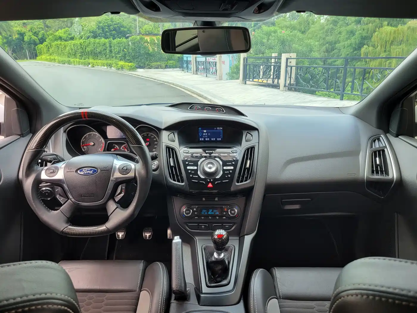Ford Focus (Import) 2014 2013 2.0T ST Standard Edition