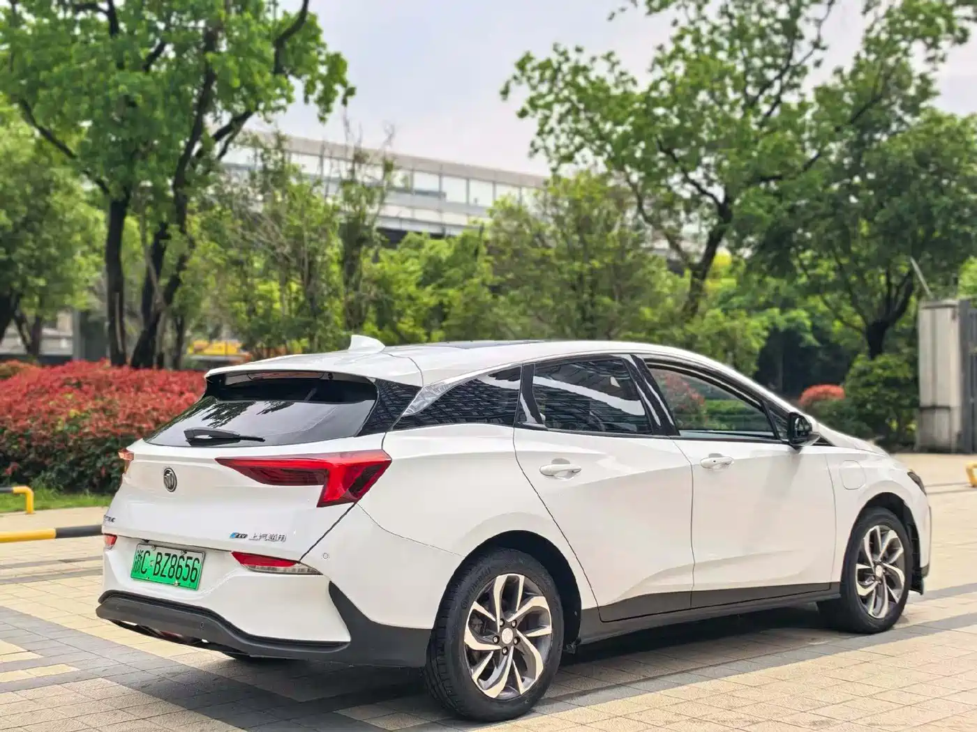 Buick Velite 6 2019 Connected Smart Edition фото 9