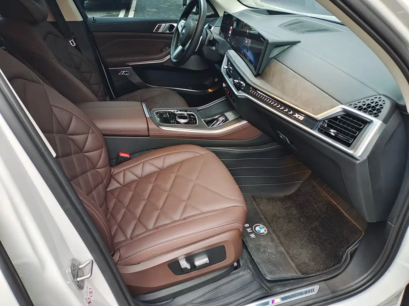 BMW X5 2023 xDrive 30Li Premium M Sport Package фото 4