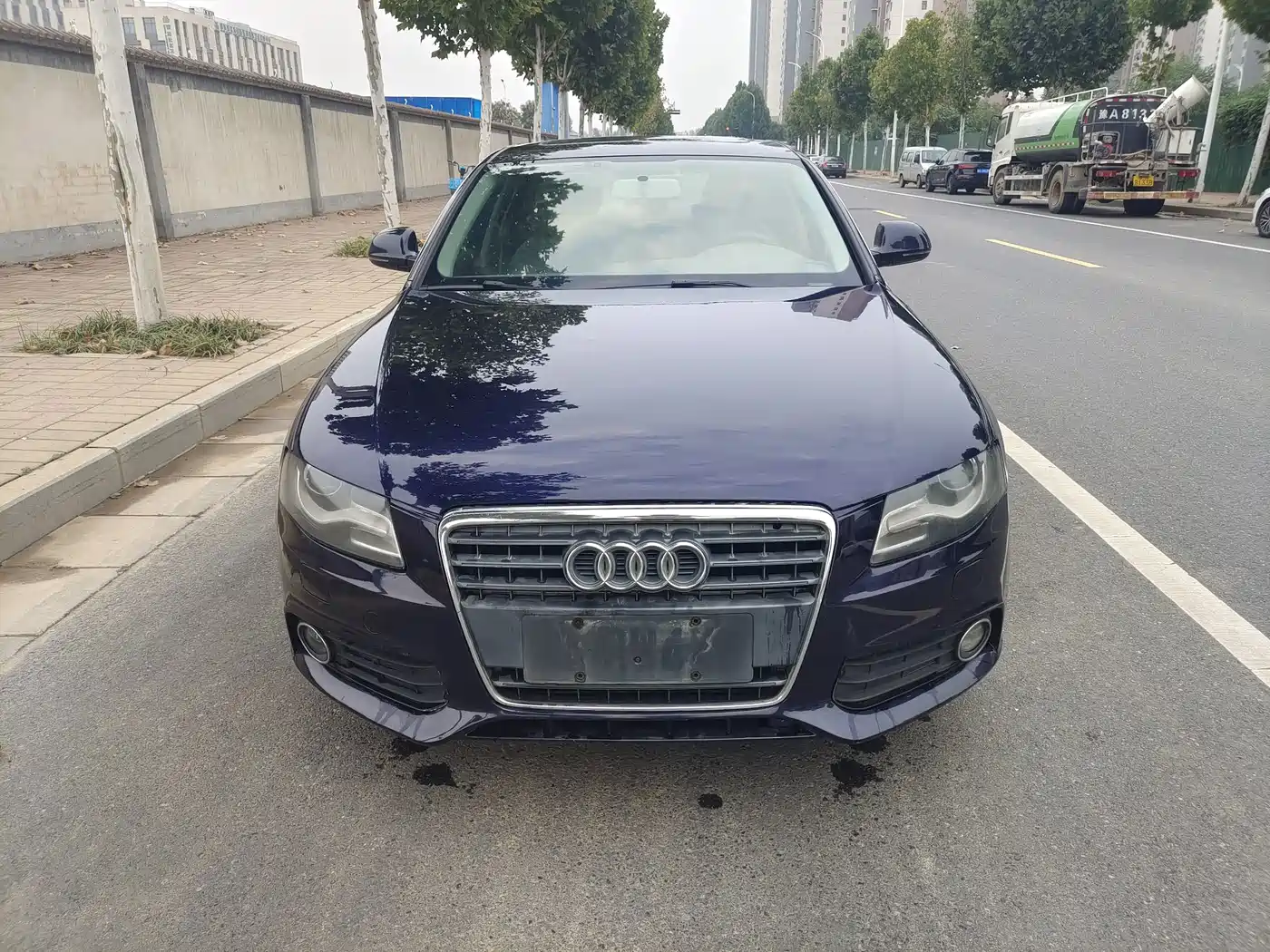Фото 2 - Audi A4L