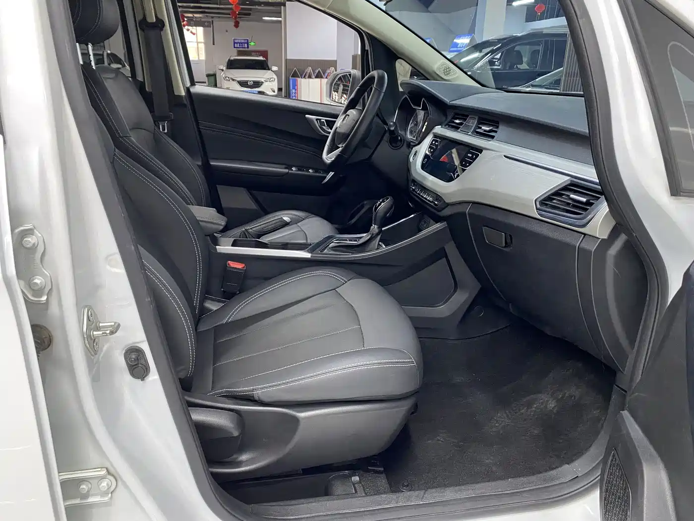 Geely Vision X3 2021 2020 1.5L CVT Premium