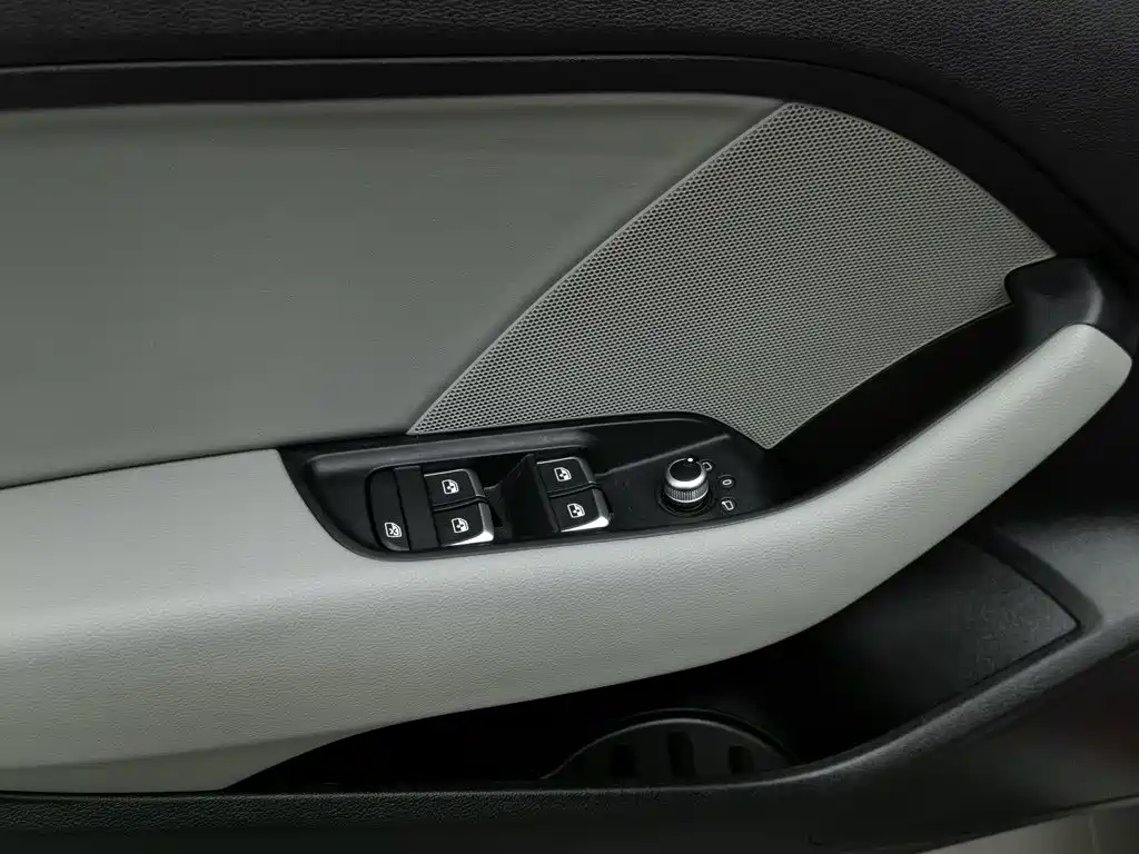 Фото 9 - Audi A3