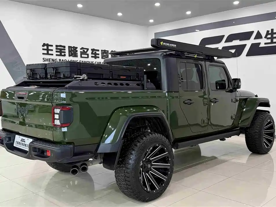 Фото 4 - Jeep Gladiator