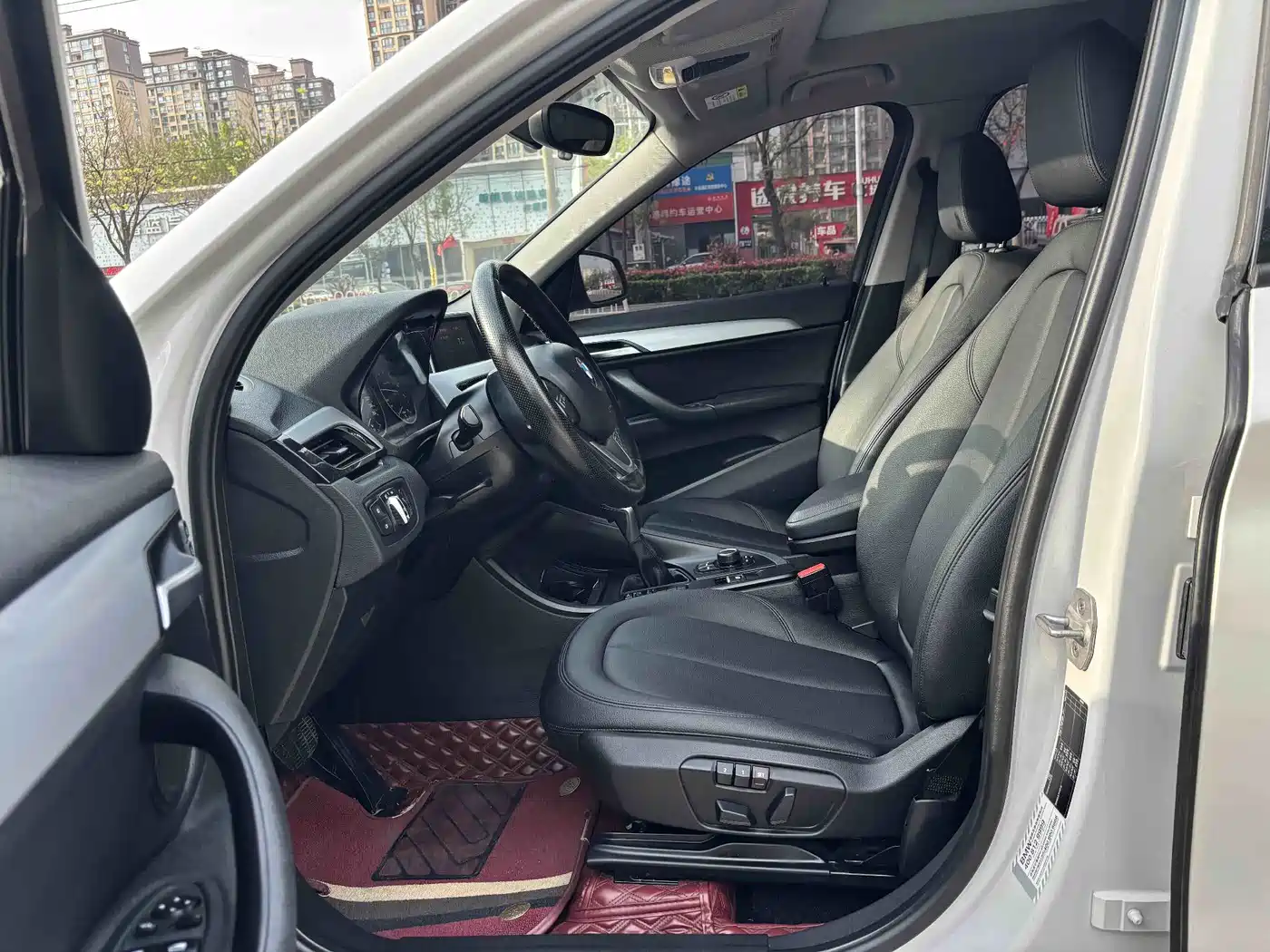 BMW X1 2018 sDrive18Li Fashion Model фото 6