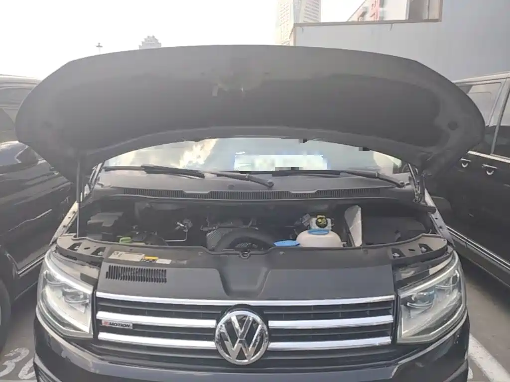 Volkswagen Multivan 2018 2018 2.0TSI 4WD Premium Edition 7-Seater