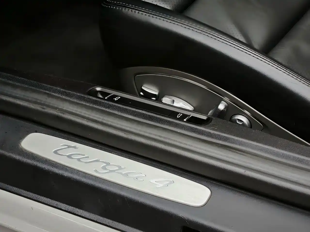 Photo 10 - Porsche 911