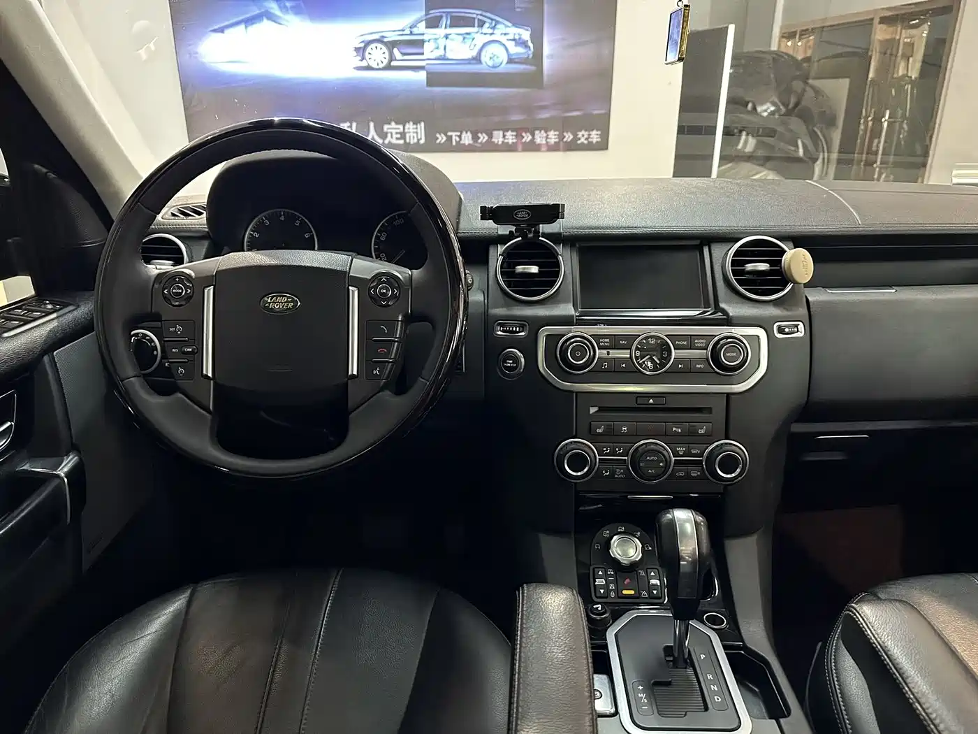 Land Rover Discovery 2010 2010 4.0 V6 HSE Petrol
