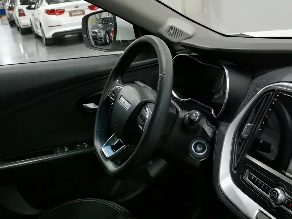 Jetour X70M 2020 2020 Facelift 1.5T Manual Partner 5-seater