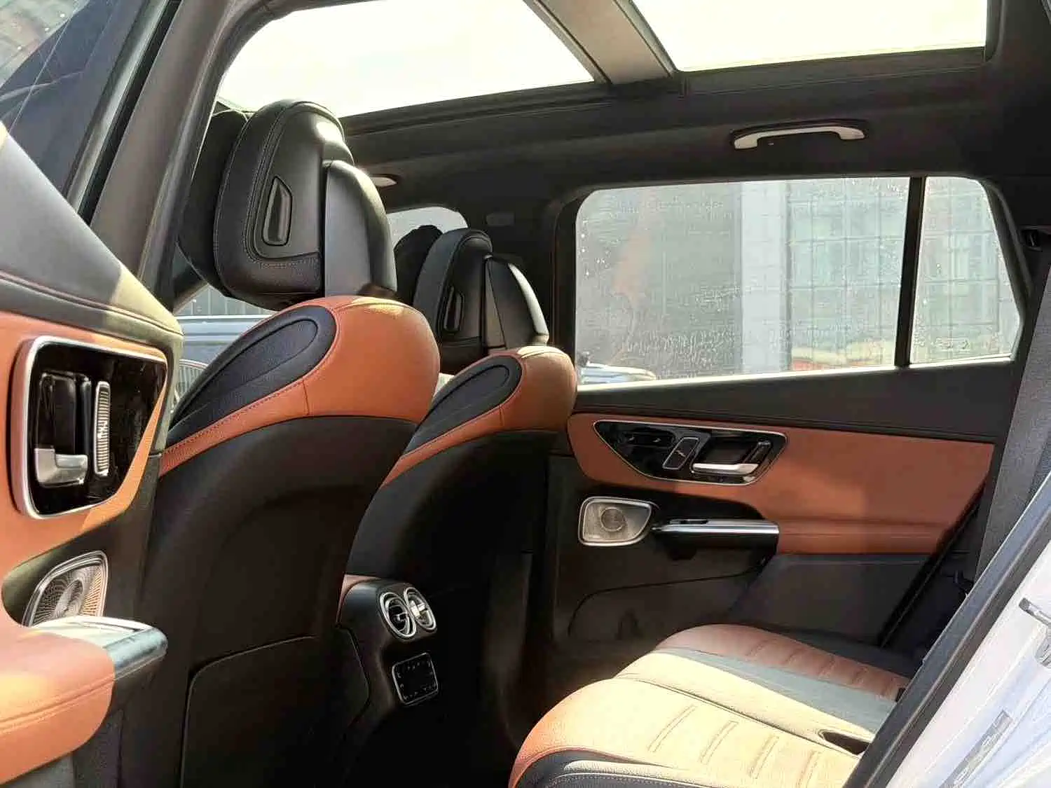 Фото 7 - Mercedes-Benz GLC