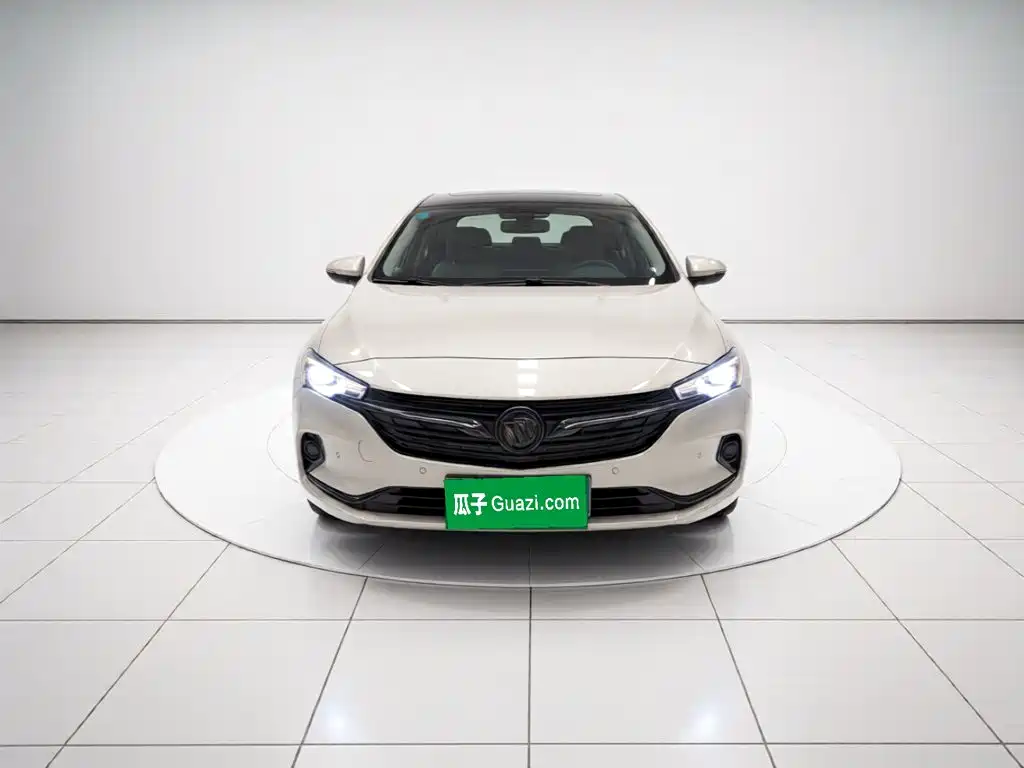 Photo 2 - Buick Verano