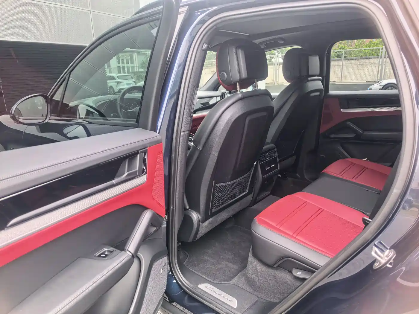 Porsche Cayenne New Energy 2024 Cayenne S E-Hybrid 3.0T фото 11