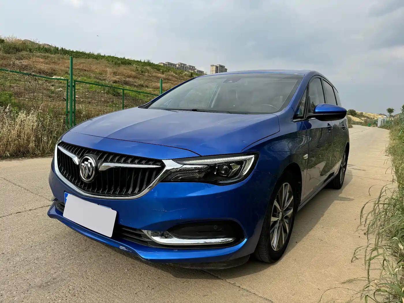 Buick GL6 2018 2018 18T 6-Seater Premium