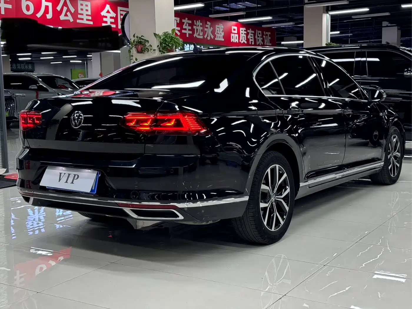 Volkswagen Magotan 2021 330TSI DSG 30th Anniversary Edition фото 5