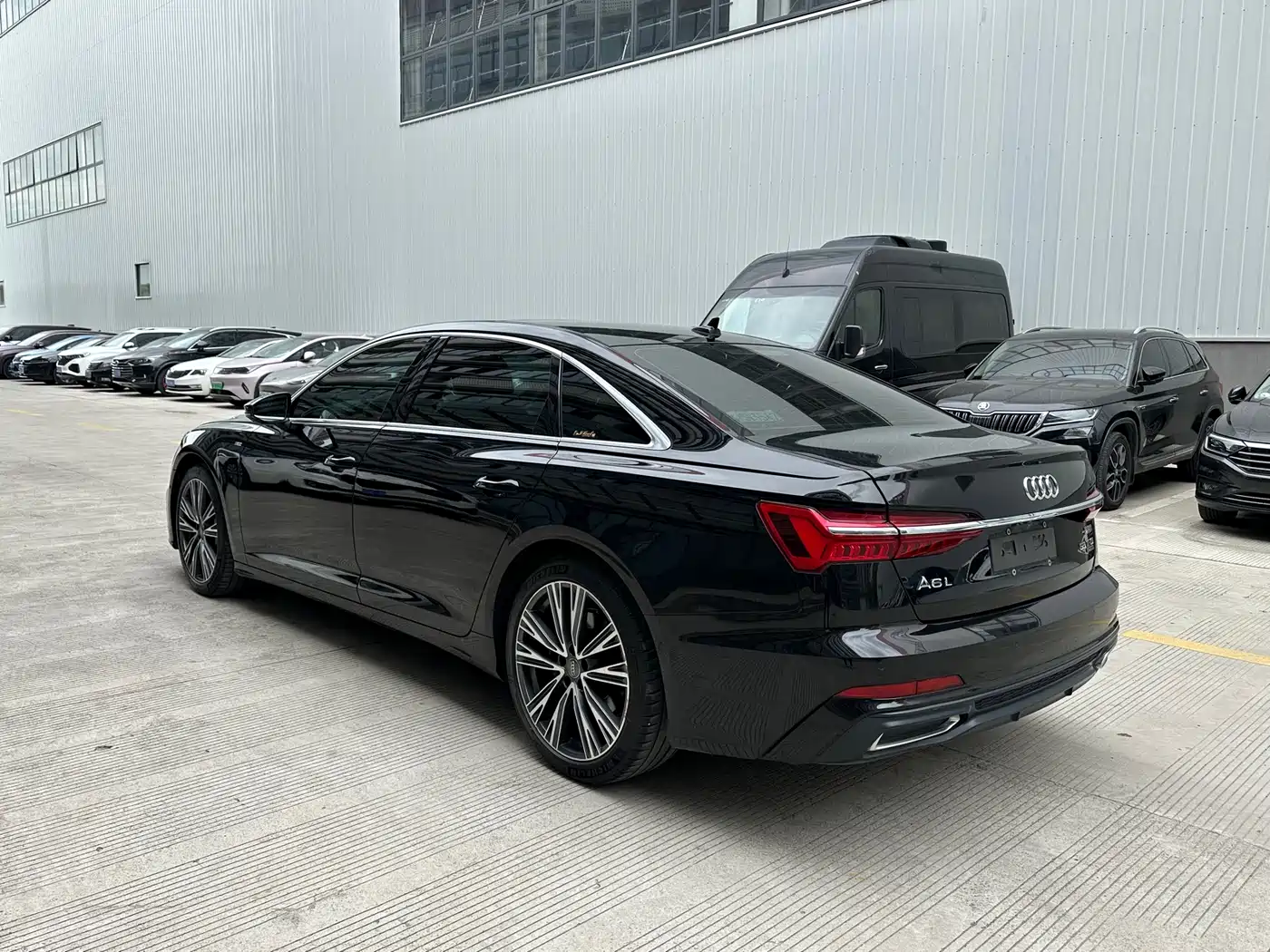 Audi A6L 2021 55 TFSI quattro Flagship Dynamic фото 6