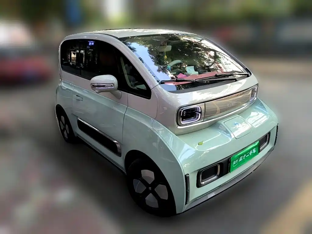 Фото 4 - Baojun KiWi EV