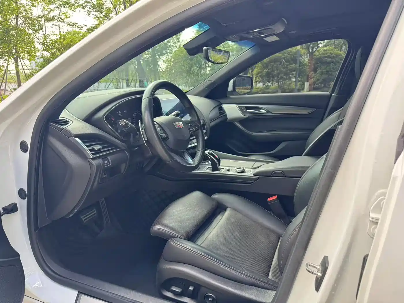 Cadillac CT5 2020 Facelift 28T Leading Sport Edition фото 9