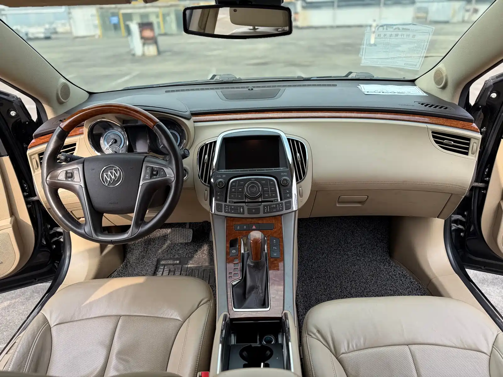 Фото 12 - Buick LaCrosse